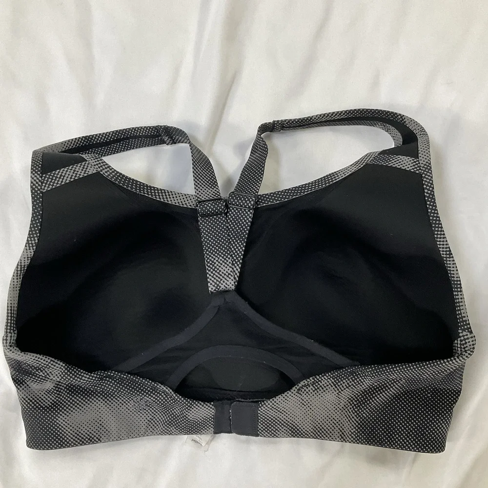 ATHLETA Printed Advance Bra Size 34 D Black Gray Adjustable Straps Athletic 432